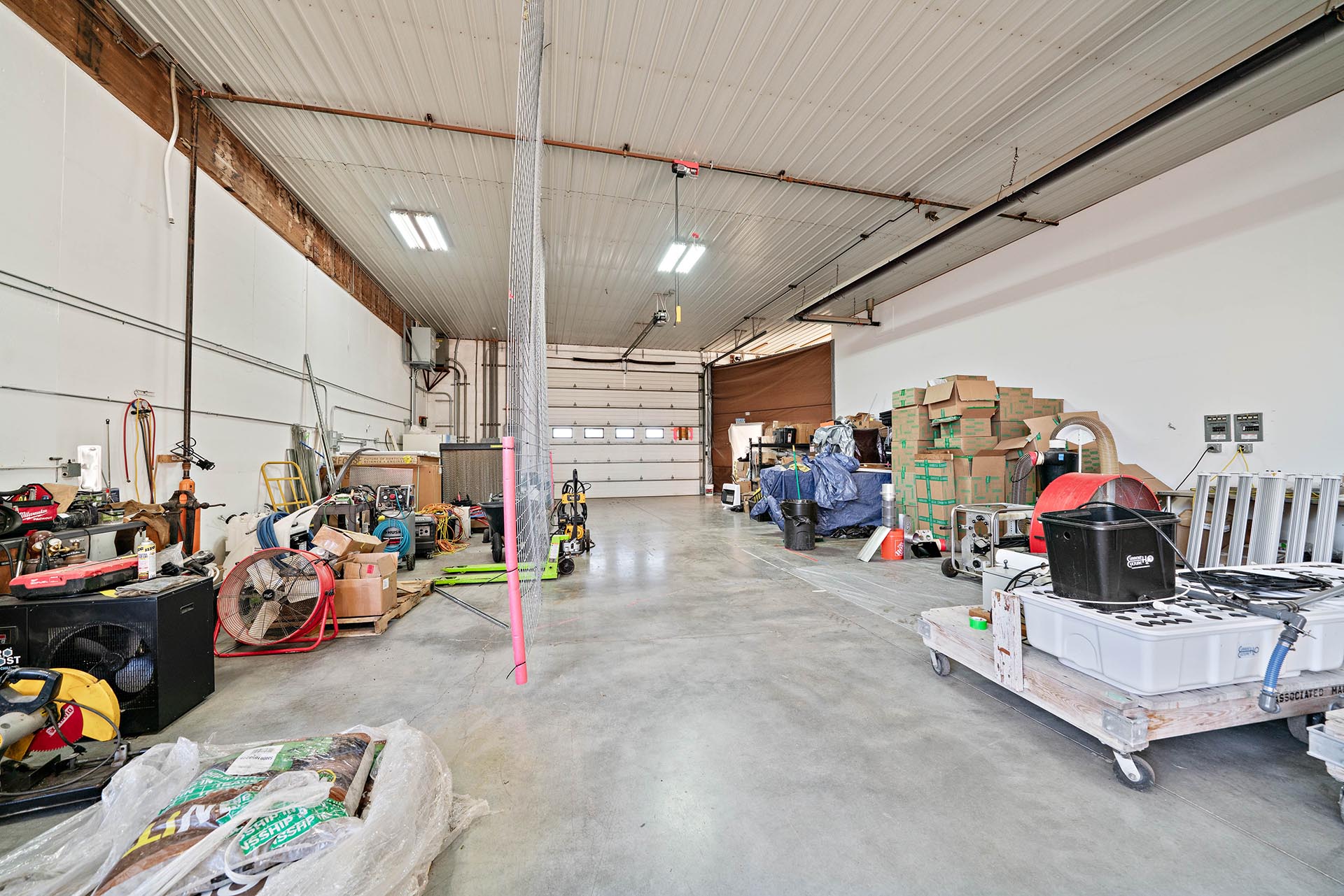 industrial warehouse and apartment for sale in bozeman mt represented by Endstate Commercial Partners