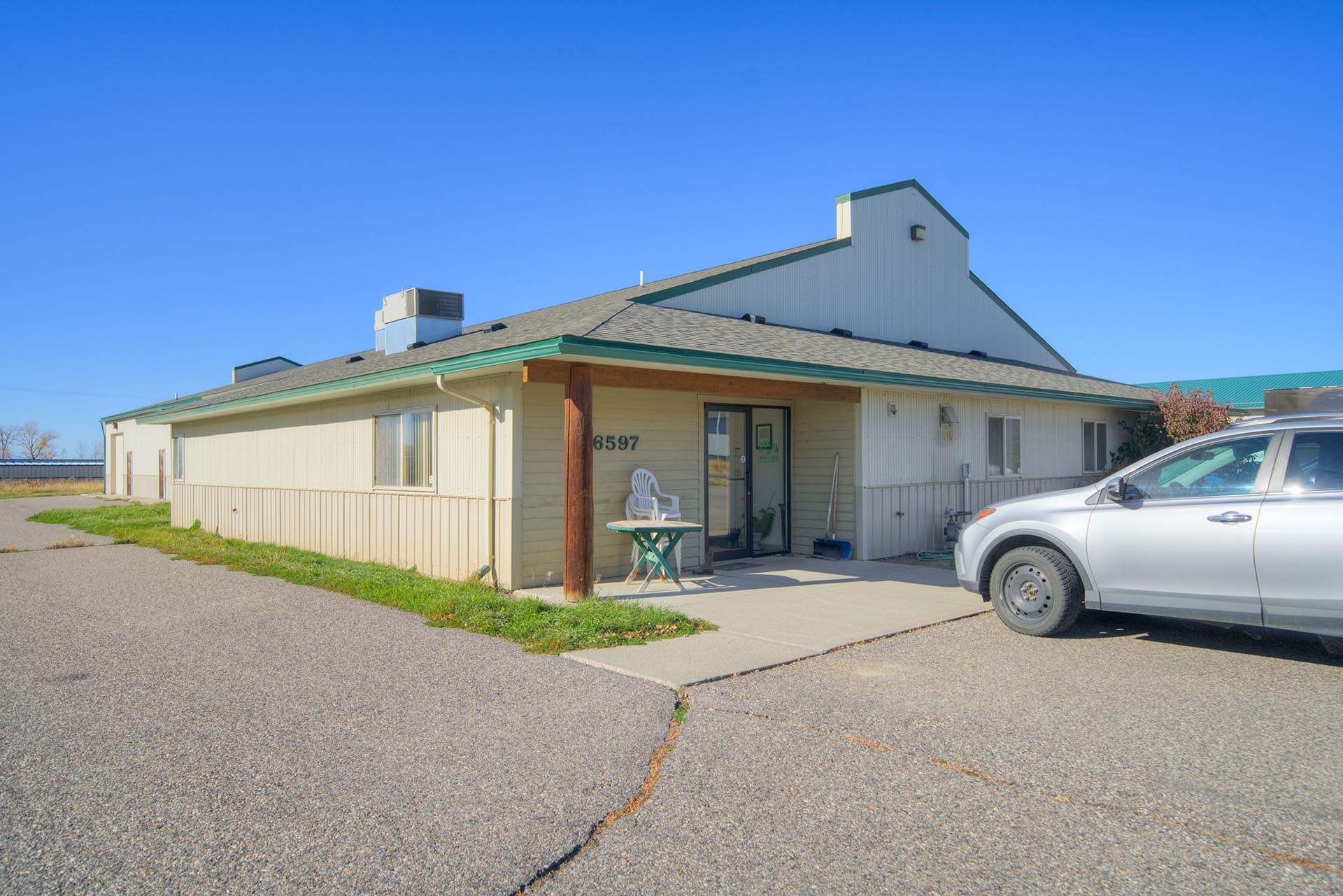 industrial warehouse for sale in bozeman mt representated by endstate commercial partners