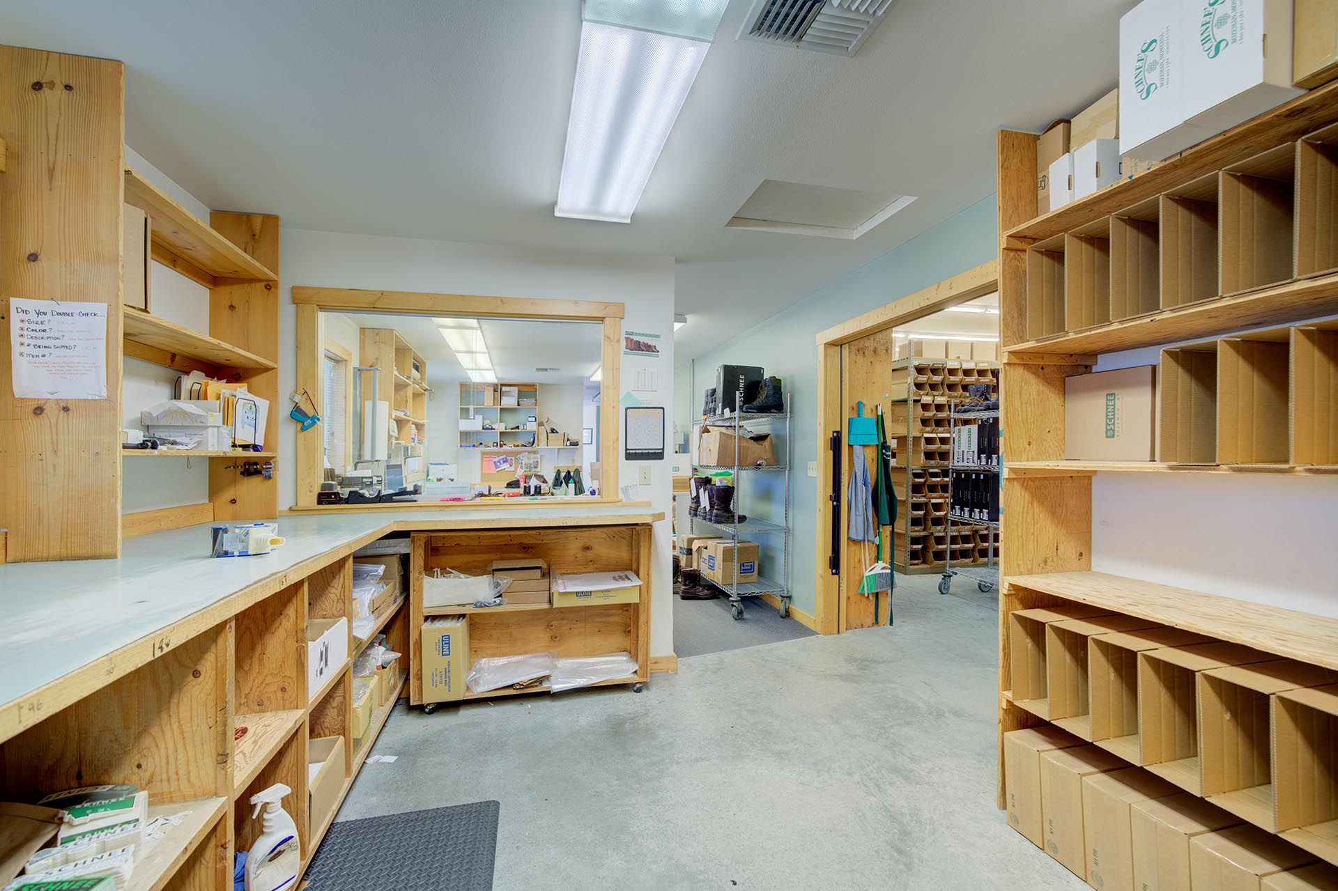 industrial warehouse for sale in bozeman mt representated by endstate commercial partners