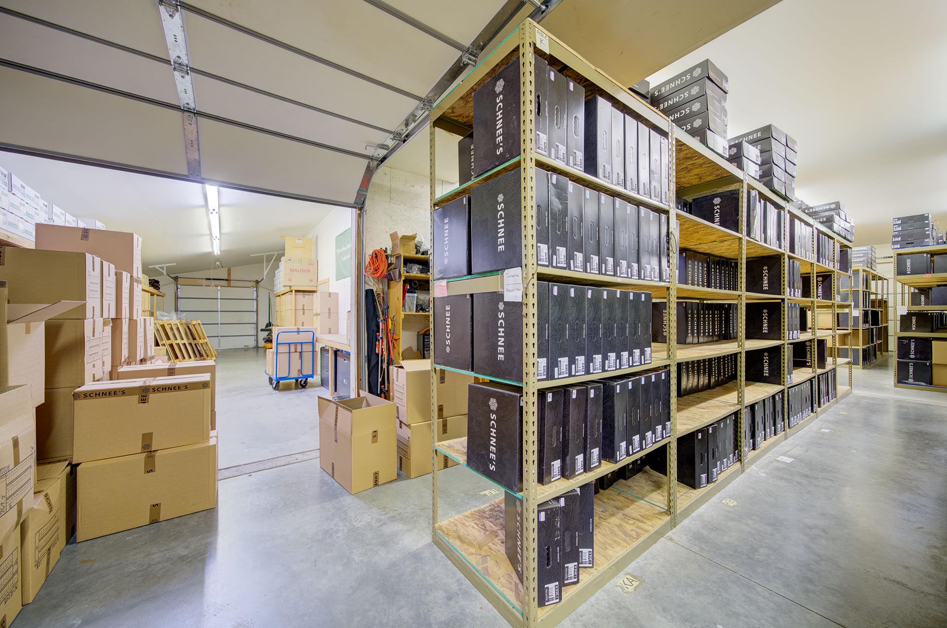 industrial warehouse for sale in bozeman mt representated by endstate commercial partners