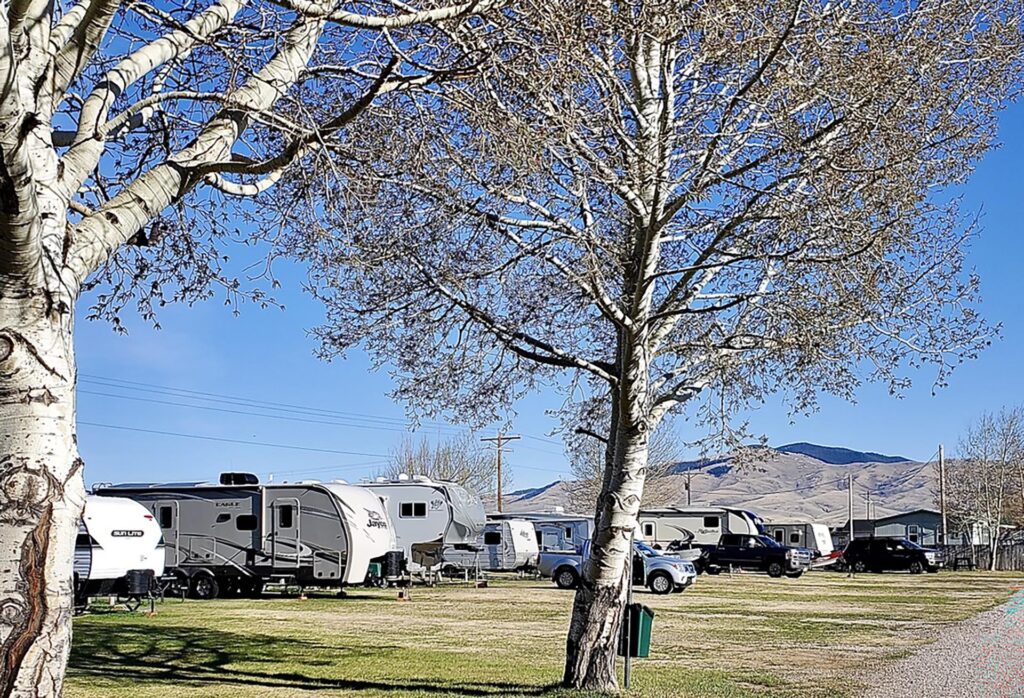 mixed use melrose mt 540 main st rv park rental endstate commercial partners