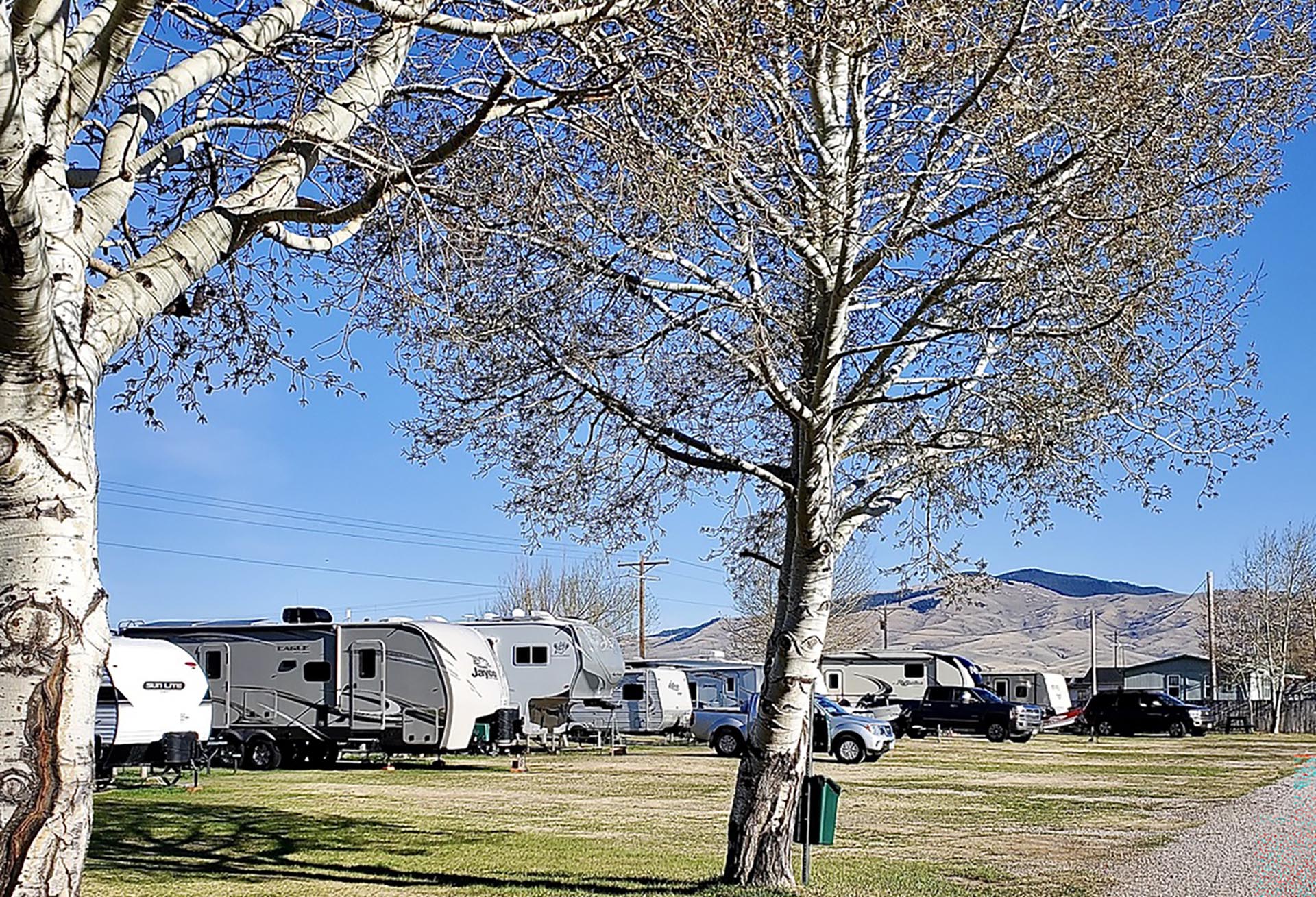 mixed use melrose mt 540 main st rv park rental endstate commercial partners