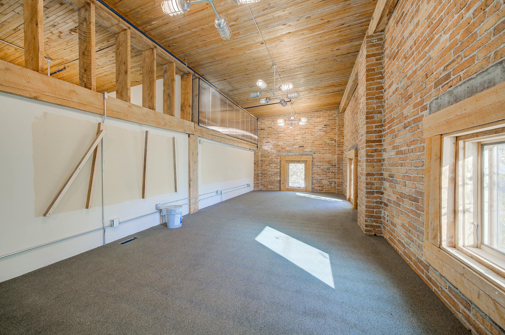 office lease bozeman mt 201 s wallace ave elongated room endstate commercial partners