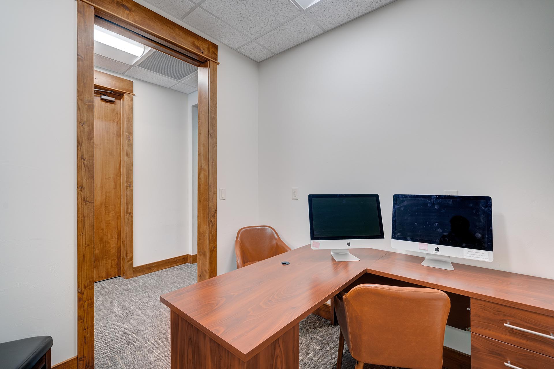 office lease bozeman mt 3950 valley commons ave corner desk endstate commercial partners