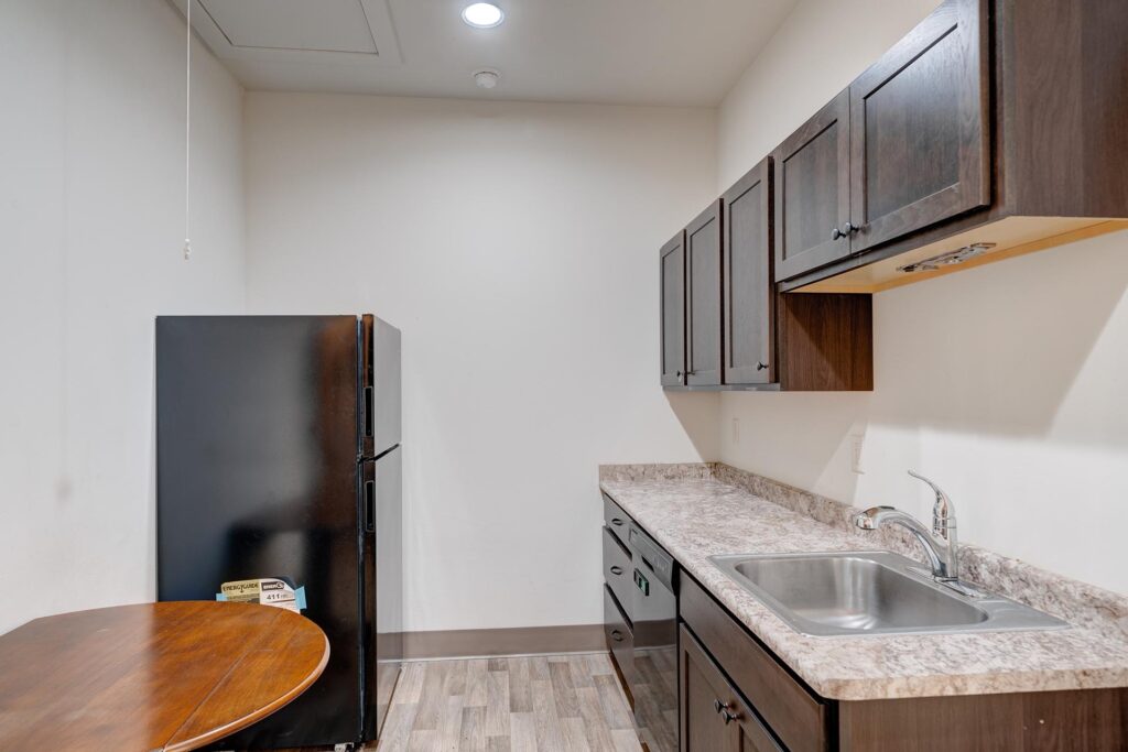 office lease bozeman mt 3950 valley commons ave kitchenette endstate commercial partners