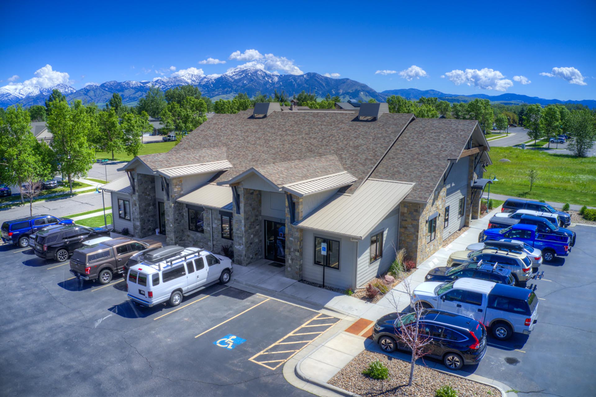 office lease bozeman mt 3950 valley commons ave parking lot endstate commercial partners
