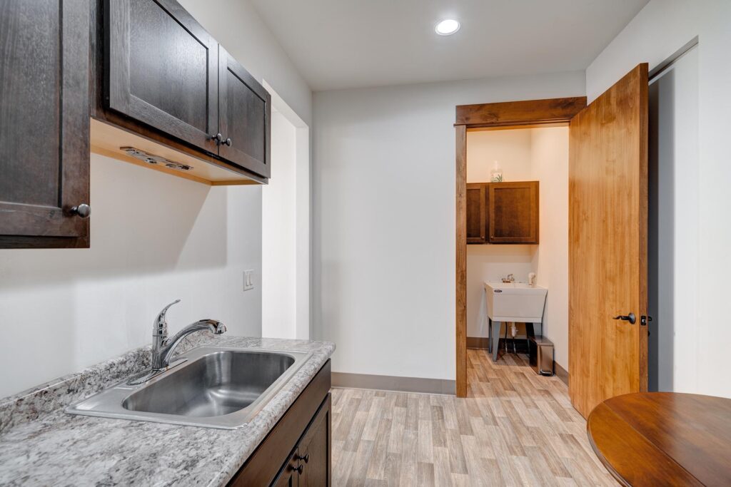 office lease bozeman mt 3950 valley commons ave sink endstate commercial partners