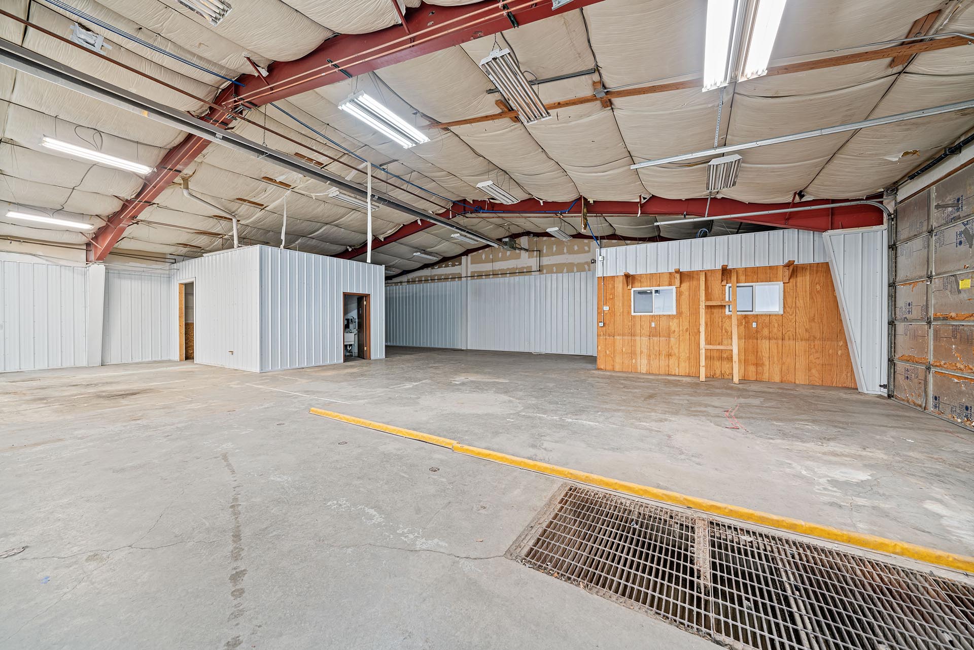 retail industrial warehouse for lease 514 w aspen bozeman mt grated floor endstate commercial partners